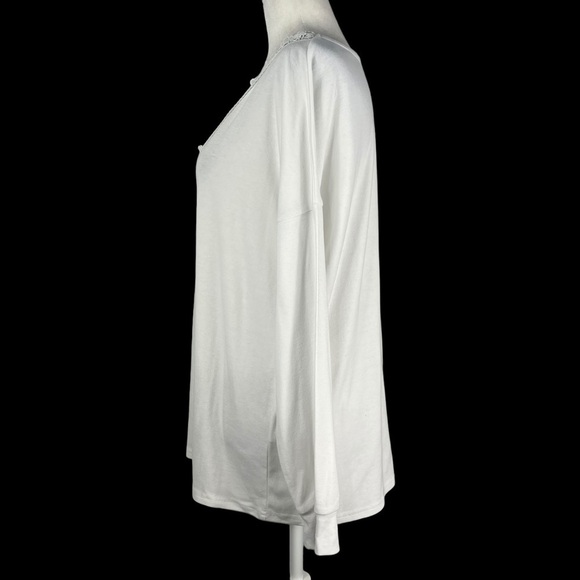 V-NECK EYELASH LACE TRIM WOMEN'S LONG SLEEVED TUNIC/TOP - Picture 7 of 9